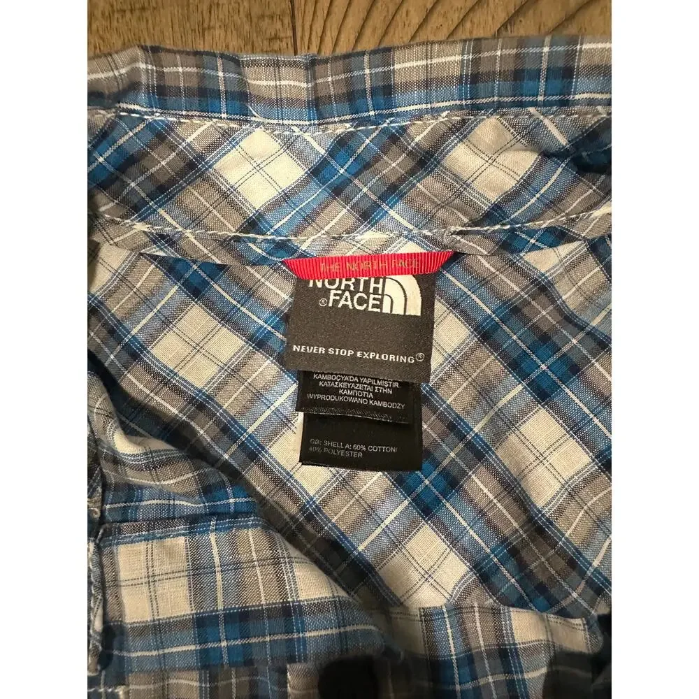 The North Face Men's Blue Plaid SS Button Down Casual Shirt Size Small S